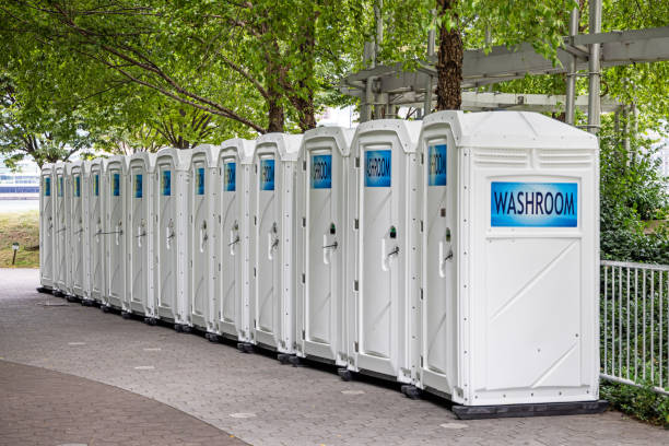 Best High-end porta potty rental  in Skokie, IL